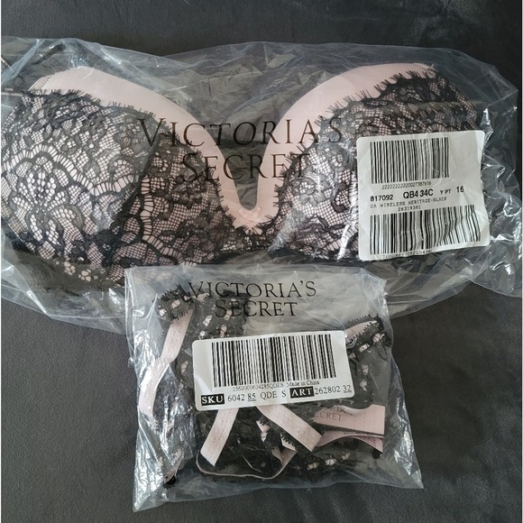 Victoria's secret crotchless lingerie set. Black and pink. 34C and Medium - Picture 8 of 10